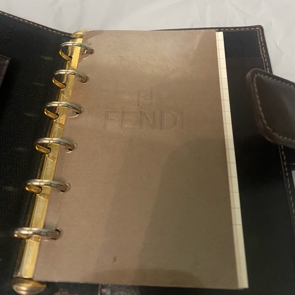 Fendi Vintage Zucca
Notebook Cover with paper - Picture 10 of 16